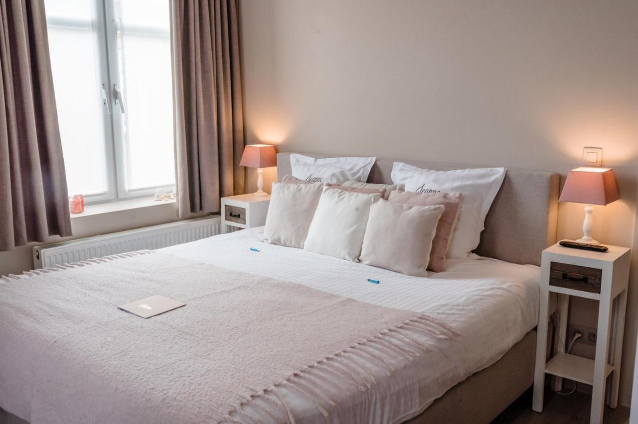 Jeanne Bed and Breakfast Nieuwpoort Exteriör bild