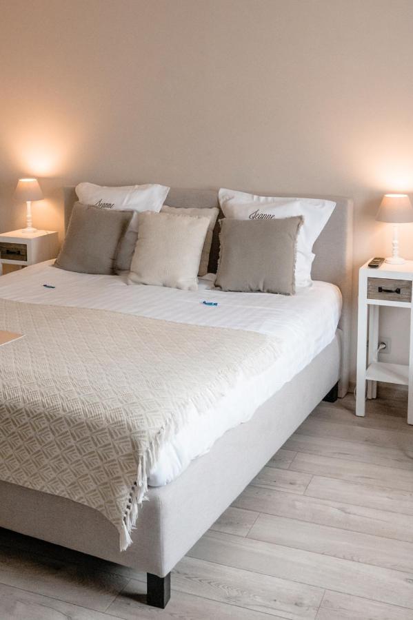 Jeanne Bed and Breakfast Nieuwpoort Exteriör bild